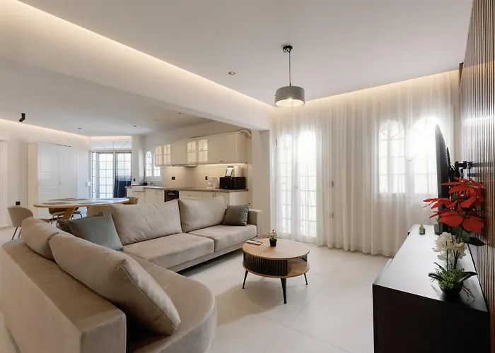 Old Town Luxury Apartment 3