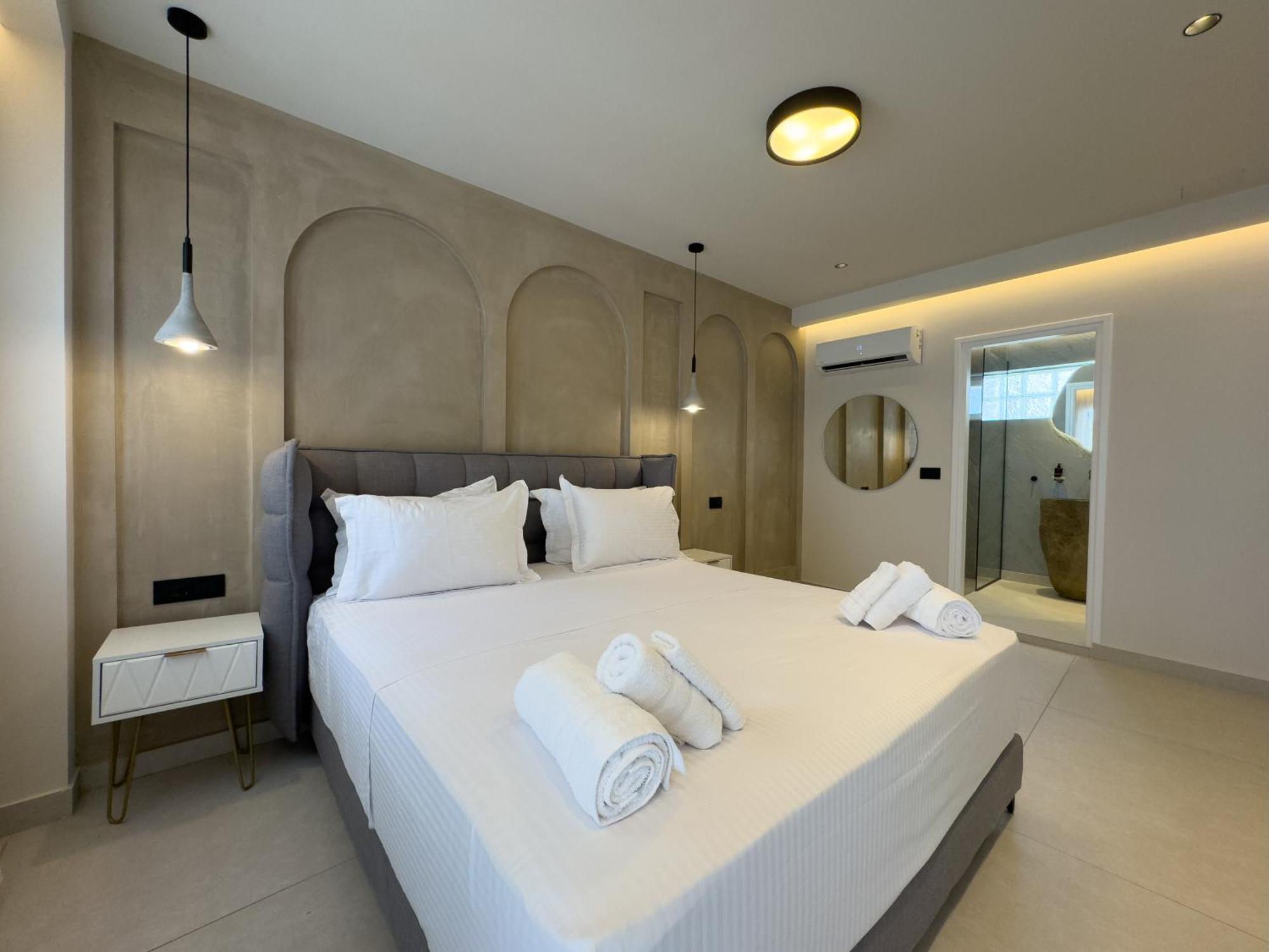 Old Town Luxury 3
