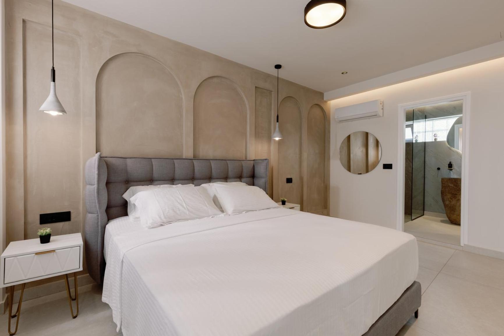 Old Town Luxury 3