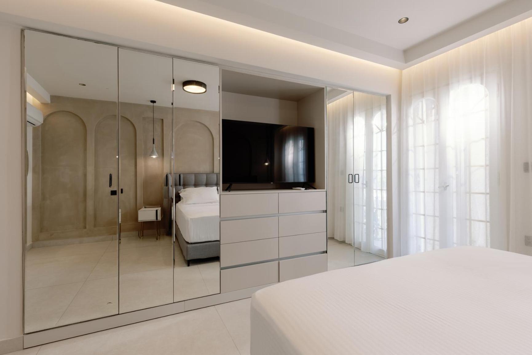 Old Town Luxury 3 *